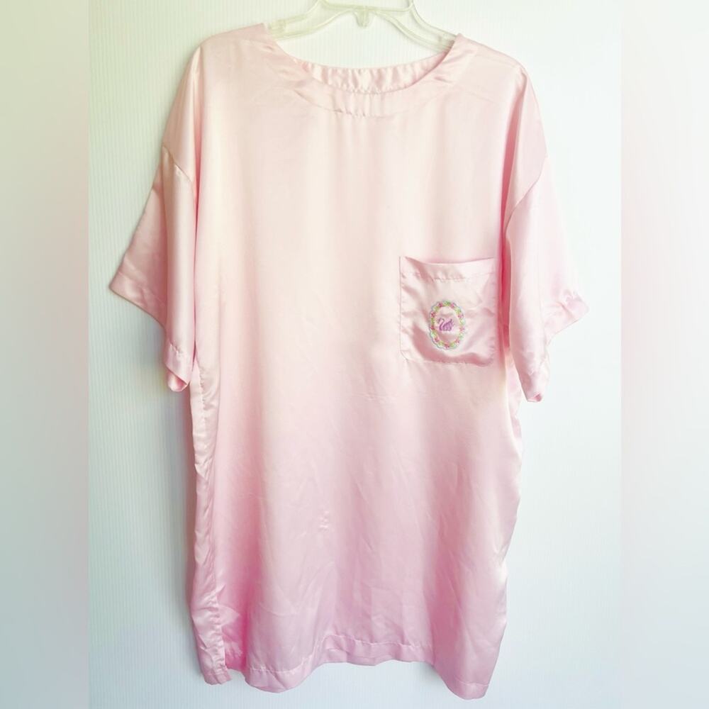 Vintage 80s Gloria Vanderbilt Satin Pink Gown Sleep Shirt M/L
